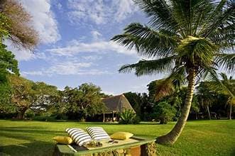 RUSINGA ISLAND LODGE PACKAGE(2nights, 1 adult, 1 child)